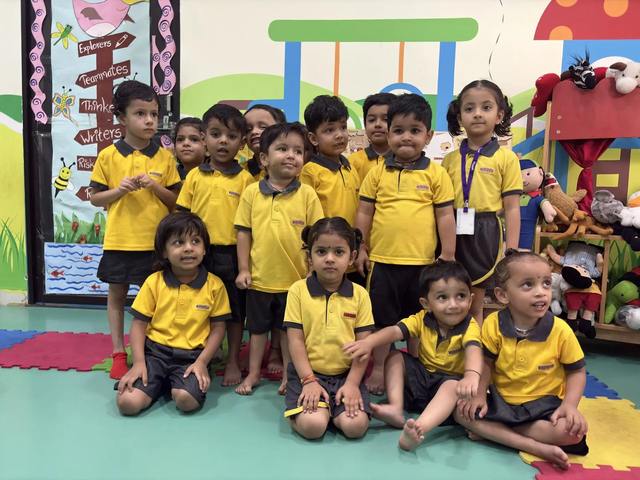 Creative Play — Kidzee jeetshree preschool, Ratlam